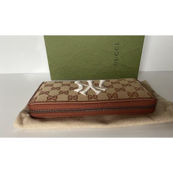 New Gucci GG NY Yankees Zip Around Fabric Wallet Beige Made in Italy - Picture 5 of 12